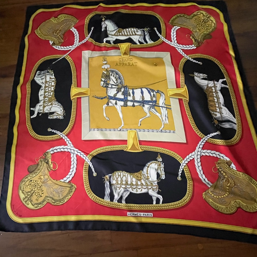 Hermès Grand Apparat Silk Elegant Red & Gold Equestrian Scarf.